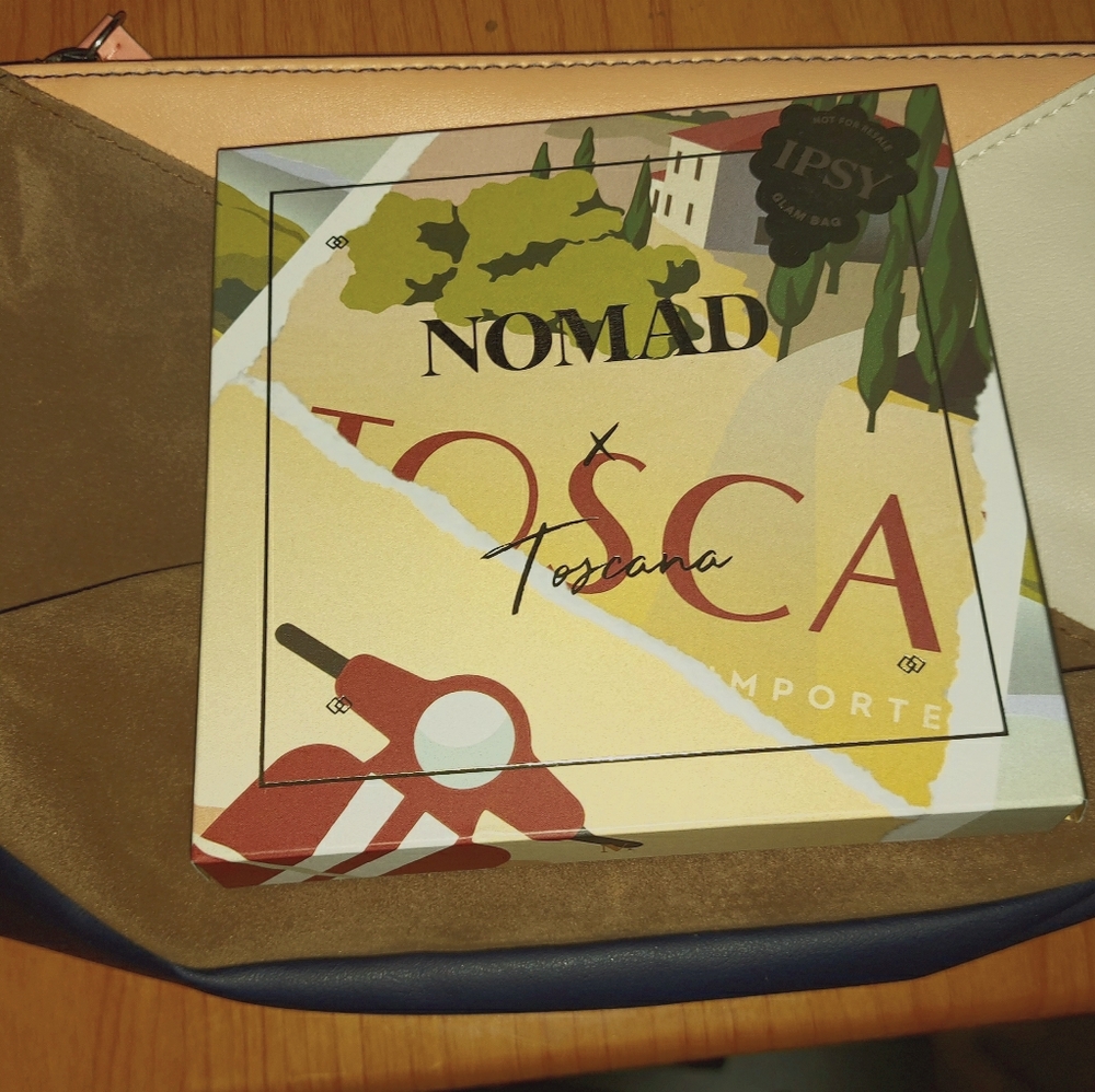 Nomad x Toscana Palette & Ipse Makeup bag